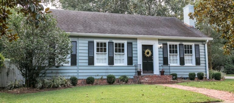 Top Warning Signs Of Foundation Issues In Older Waco Homes