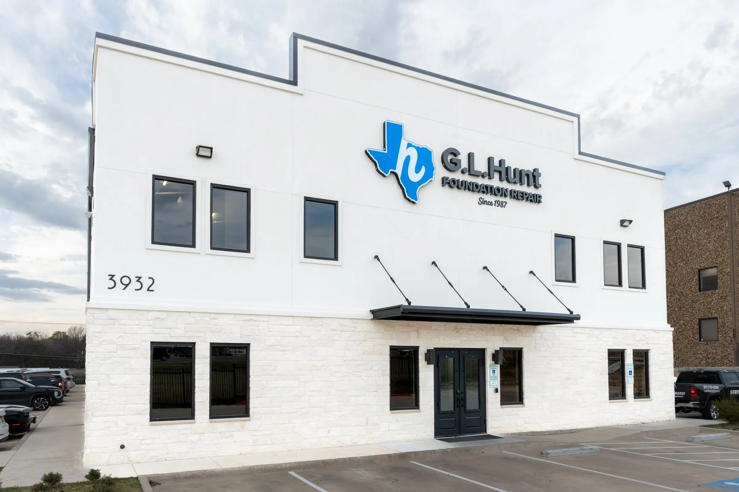 G.L. Hunt Foundation Repair headquarters, 3932 Benbrook Hwy, Fort Worth.